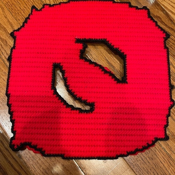 FINISHED Plastic Canvas CARDINAL Christmas WREATH 11.5" Design Works #T17358 - Picture 4 of 4